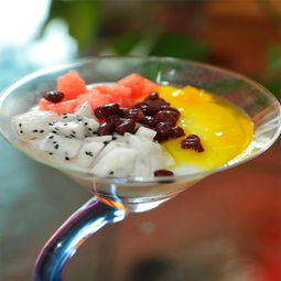 转角故事布丁水果捞 一口甜蜜的街头邂逅